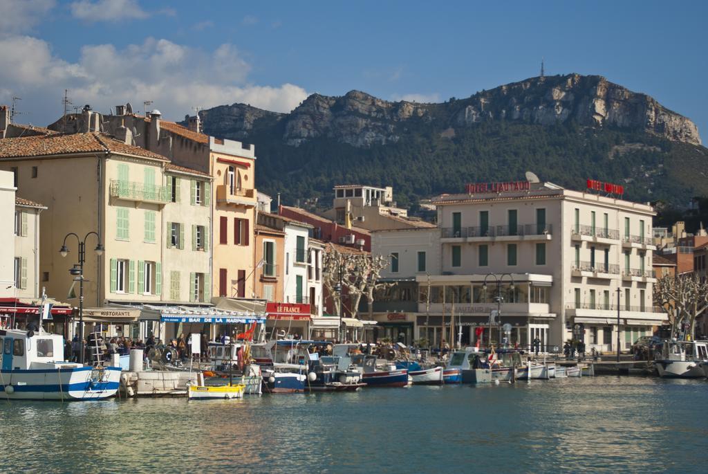 Apartamento Les Barques, Vue Splendide Sur Le Port De Cassis Habitación foto